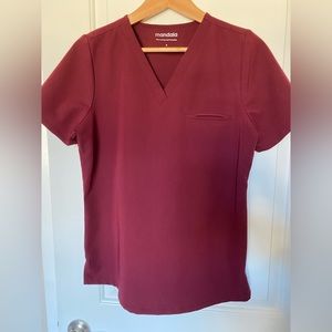 Mandala | One Pocket Scrub top in Wine | Women’s size small